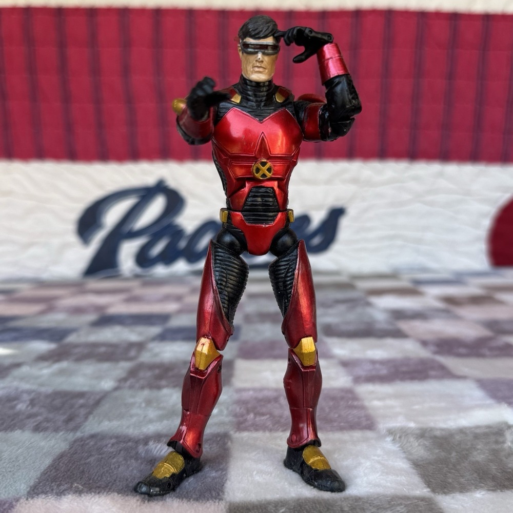 Marvel Legends‎ X-Men Classics 2005 Cyclops Ruby Quartz ToyBiz